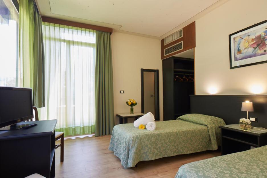 Hotel Lago Verde Serravalle Pistoiese Esterno foto
