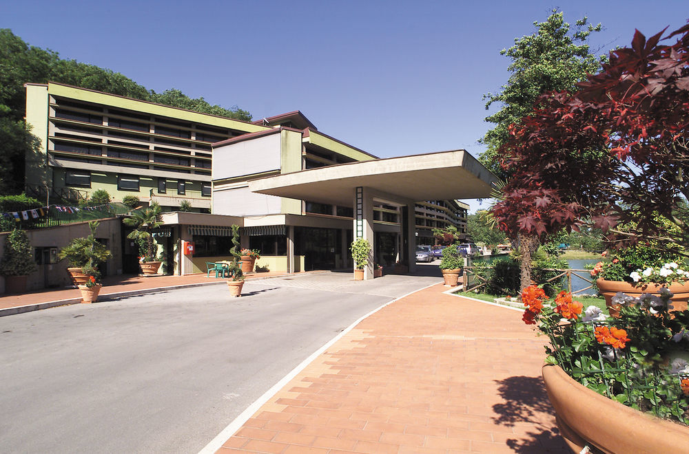 Hotel Lago Verde Serravalle Pistoiese Esterno foto