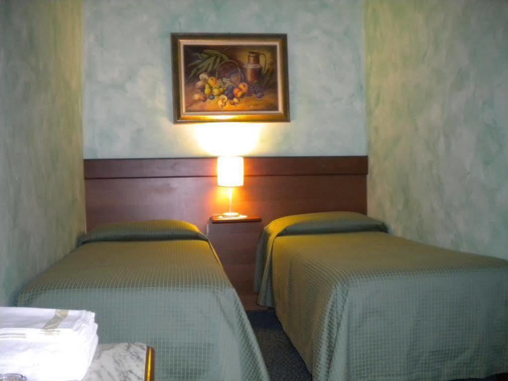Hotel Lago Verde Serravalle Pistoiese Esterno foto