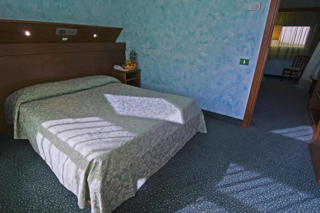 Hotel Lago Verde Serravalle Pistoiese Esterno foto