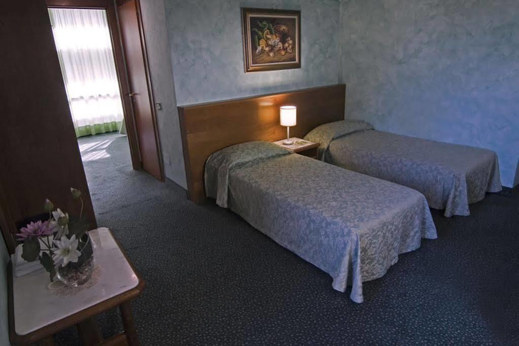 Hotel Lago Verde Serravalle Pistoiese Esterno foto